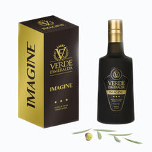 Cargar imagen en el visor de la galería, verde esmeralda imagine picual con caja aceite de oliva virgen
